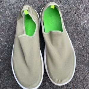 OOFOS Green and Beige Men's Loafers